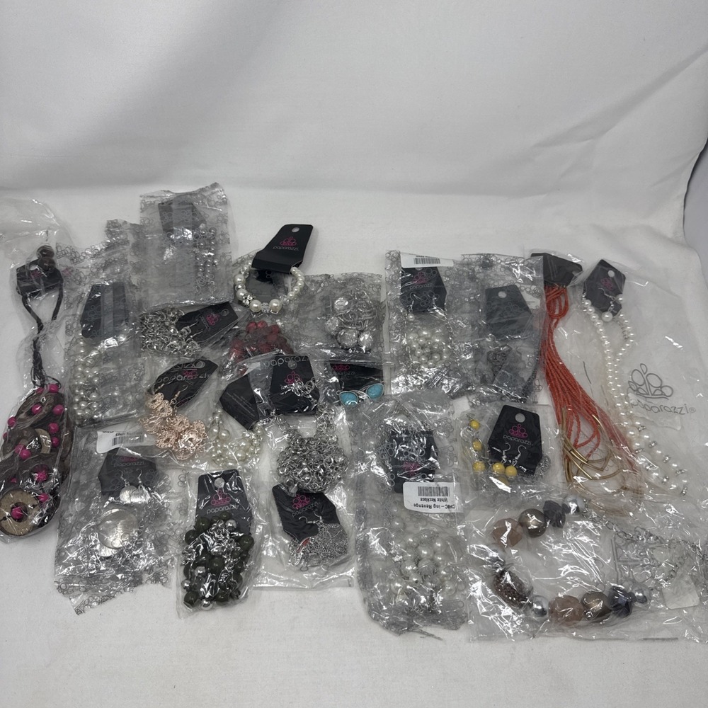 Lot of Paparazzi Items: Over 20 Items!